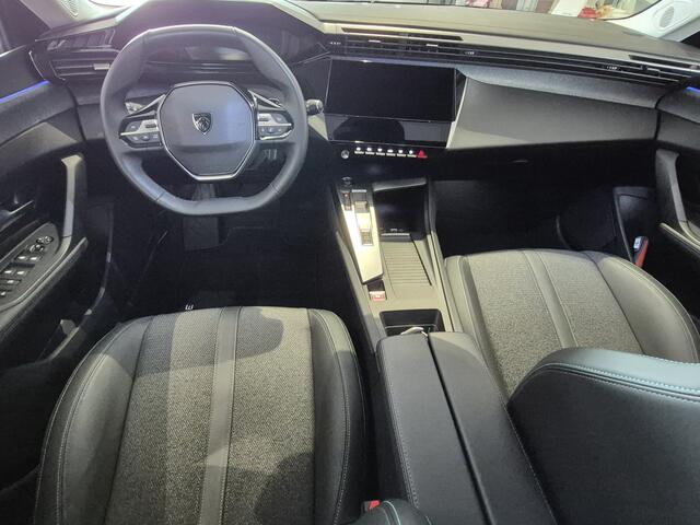 Peugeot 308 SW 1.6 Plug-in Hybrid 180 Allure | Plug In Hybrid | Navigatie | Cruise Control | Camera | Mooie Complete Uitvoering | Verwarmde Voorstoelen en Verwarmde Voorruit |