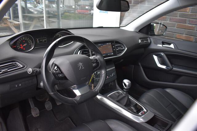 Peugeot 308 SW 1.2 PureTech Blue Lease Premium