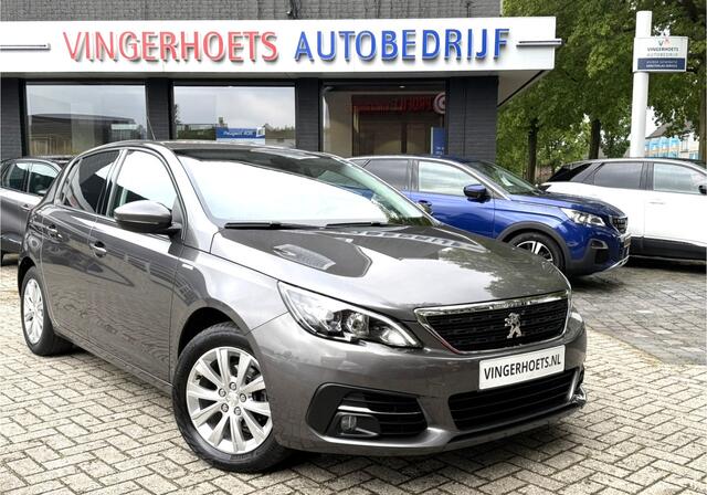 Peugeot 308 Style 110 Pk Benzine 5-Deurs * KJK-71-X * Hele Mooie ! * Navigatie * Climate & Cruise Control * Achteruitrij Parkeer Camera * DAB Radio * L.M. Velgen * Vingerhoets; Vierde Generatie Eersteklas Service. Al meer dan 100 jaar een begrip in de Brabantse Kempe