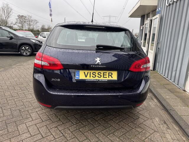 Peugeot 308 SW 1.2 PureTech Blue Lease Executive