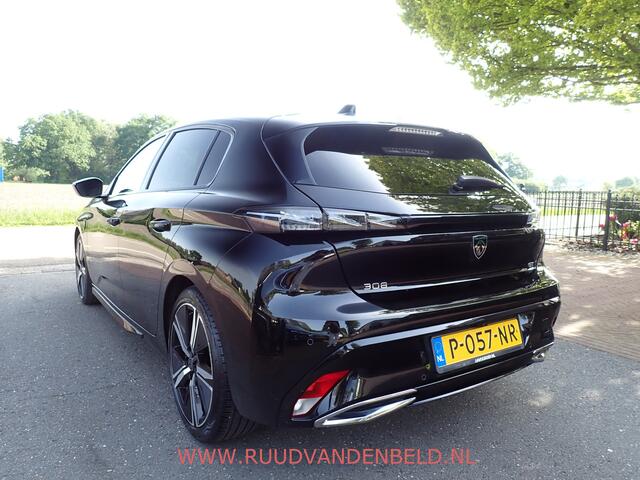 Peugeot 308 1.2 PureTech GT / CARPLAY / CAMERA / ACC / KEYLESS