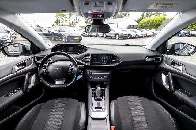 Peugeot 308 SW 1.2 PureTech Blue Lease Premium Foto klaar