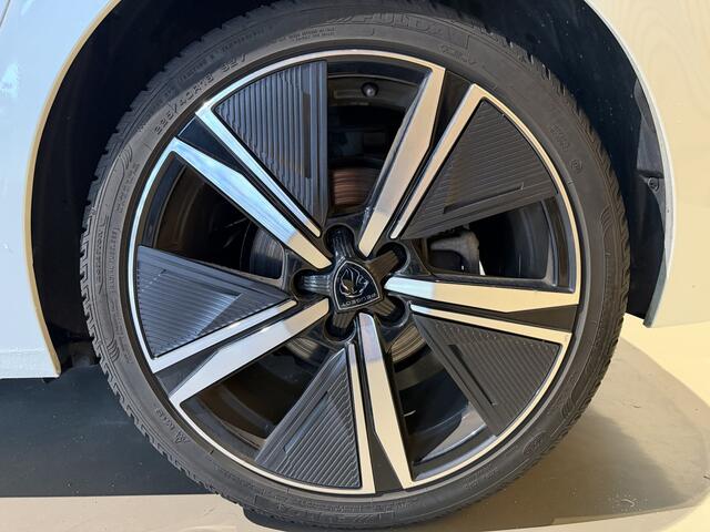 Peugeot 308 1.2 PureTech GT Pack Business 130 pk Navigatie, Panorama , Leder memorie stoelen Climate control, | MAGAGE STOELEN |