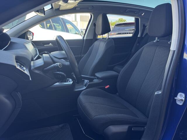 Peugeot 308 SW 1.2 PureTech Blue Lease Executive NL-AUTO | PANODAK | RIEM V.V. | NAVI