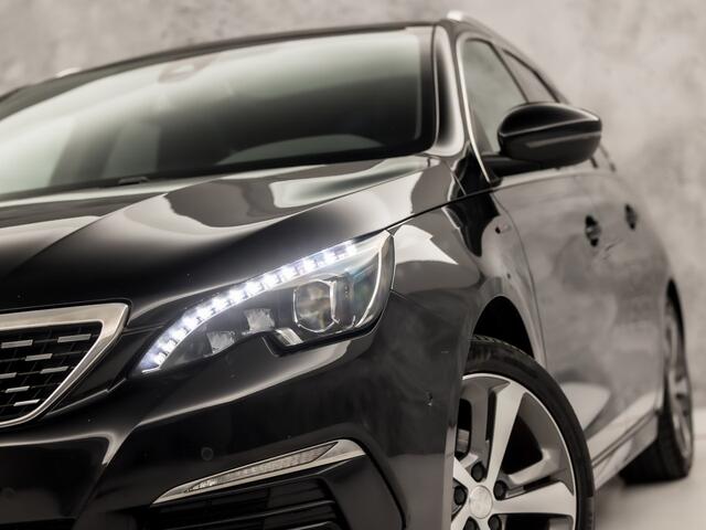 Peugeot 308 SW 1.2 PureTech GT-line 131Pk Automaat (PANORAMADAK, APPLE CARPLAY, GROOT NAVI, KEYLESS, CAMERA, SPORTSTOELEN, GETINT GLAS, TREKHAAK, NIEUWE APK, NIEUWSTAAT)