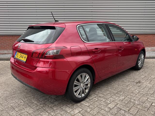 Peugeot 308 1.2 PureTech Allure | 1e Eigenaar | Dealer Onderhouden | Verkleuring in lak | Nette auto