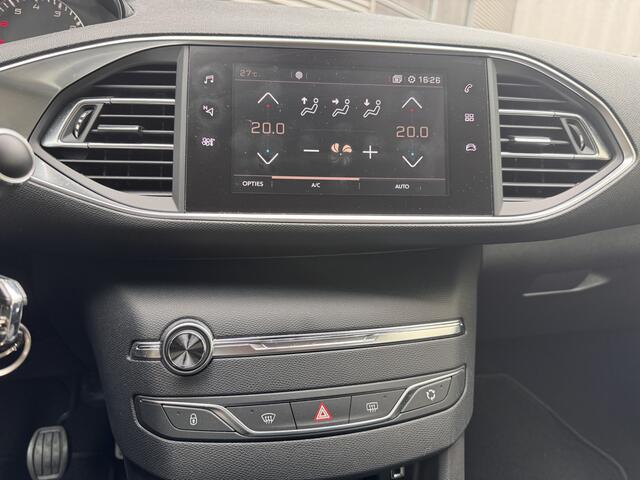 Peugeot 308 1.2 PureTech Allure | 1e Eigenaar | Dealer Onderhouden | Verkleuring in lak | Nette auto