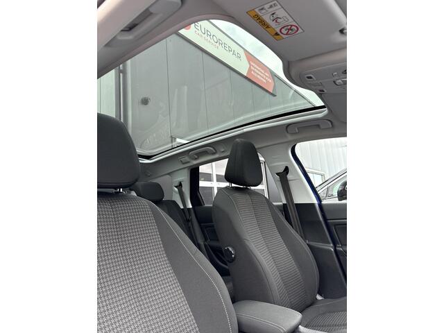 Peugeot 308 SW 1.2T Blue Lease Executive Pano/4S.Banden/Trekhaak
