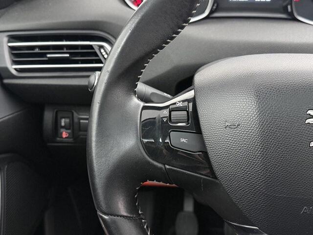 Peugeot 308 SW 1.2T Blue Lease Executive Pano/4S.Banden/Trekhaak