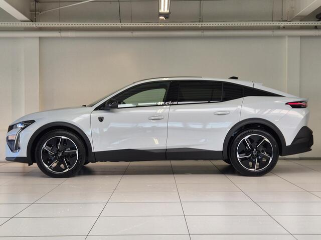 Peugeot 408 1.2 Hybrid 136 e-DCS6 GT | Automaat | Panoramisch Schuifdak | Navigatie | 360° Camera | Stoel/Stuurverwaming | AGR Comfortstoel | Apple Carplay/Android Auto |