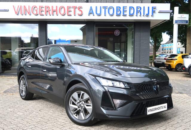 Peugeot 408 * 100% Benzine 130 Pk EAT8 * AUTOMAAT * Hele Mooie * Navigatie * Keyless Start * Camera * Climate & Cruise Control * L.M. Velgen * 1/2 Leder Interieur * Vingerhoets; Vierde Generatie Eersteklas Service !