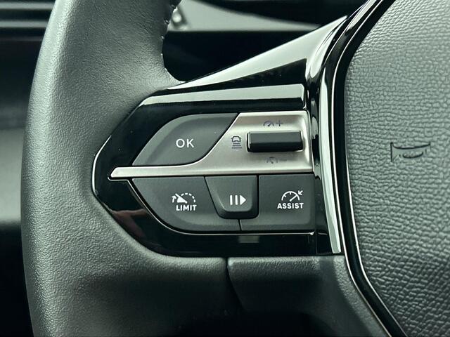 Peugeot 408 1.2 PureTech Allure Pack 130pk Automaat | Comfort Pakket | Ergo comfort stoel | Electrische stoelverstelling | lichtmetalen velgen | stoelverwarming | Camera | Navigatie | Climate Control | Dab | Led | Parkeer sensoren