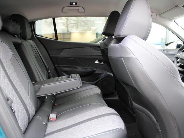 Peugeot 408 1.6 HYbrid 225 EAT8 Allure Avantage VOORRAAD KORTING