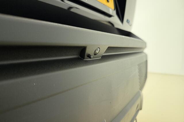 Peugeot 408 1.6 HYbrid GT 180 EAT8 ?? | Schuif-/kanteldak | Full LED | 360gr Camera | Elektr. achterklep | Adaptieve Cruise Control |