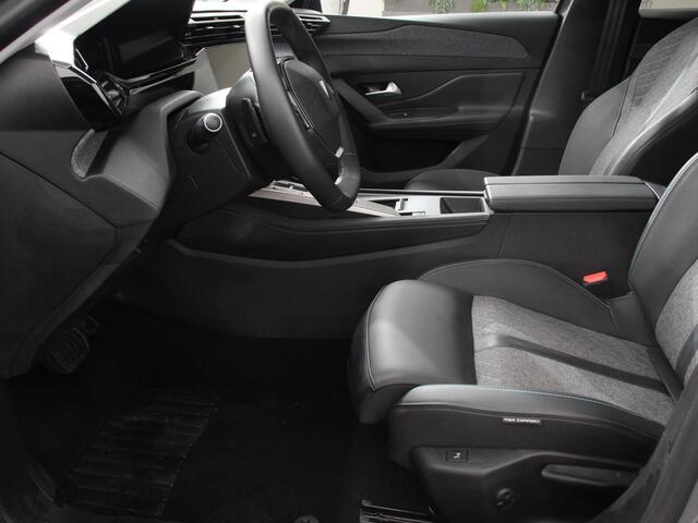 Peugeot 408 1.6 PHEV GT 225pk Automaat Climate control Cruise control LED Parkeersensoren Camera Leder Apple Carplay/ Android Auto Vitual cockpit Lichtmetalen velgen