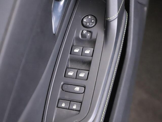 Peugeot 408 1.6T Plug-in HYbrid 225PK Automaat GT Alcantara/ Nav/Camera/Led/El.Klep/CarPlay