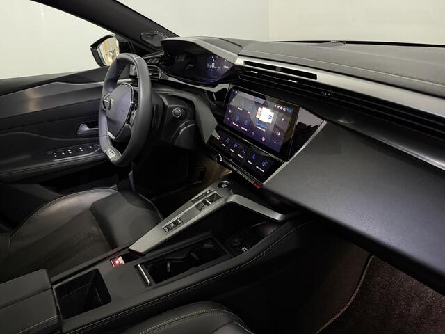 Peugeot 408 1.6 HYbrid GT 225 EAT8 Plug-in 360 Camera, Navi, Keyless start, Memory stoelen, Keyless start, Elektrische achterklep, Virtual desk, Verstelbare stoelen