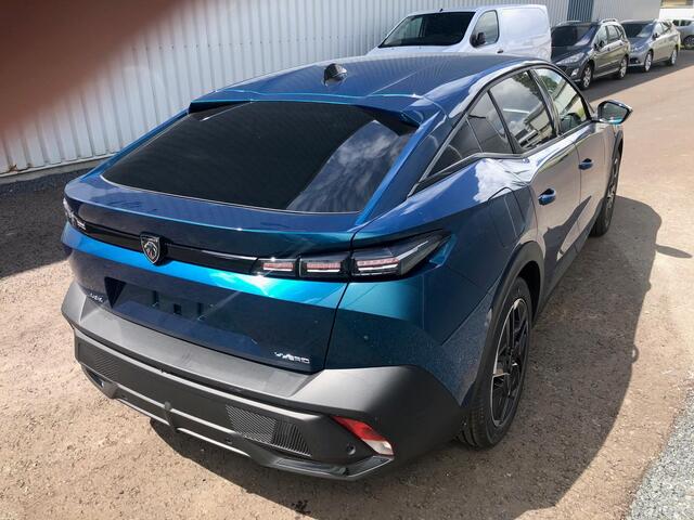 Peugeot 408 1.6 HYbrid 225 EAT8 Allure Avantage | DEMO VOORDEEL: ¤ 7.260,- | Plug In Hybrid | Navigatie | Camera 360 | Climate Control | Keyless Entry - Start | Parkeersensoren | LED Verlichting