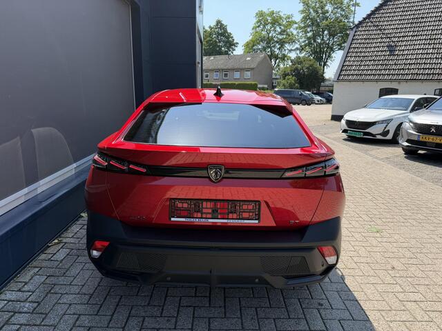Peugeot 408 1.2 Hybrid 145 PK Automaat GT | Automaat Hybride | Luxe Alcantara & Leder Interieur met Massage | Navigatie | Full LED Verlichting | Keyless Entry | Elektrische Kofferklep | 360 Graden Camera | Dode Hoek Signalering | Stuurwielverwarming | 19" Lichtmetal