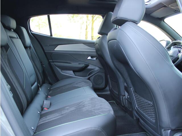 Peugeot 408 1.6 HYbrid GT 180 EAT8 | Navi / Panoramadak / Camera