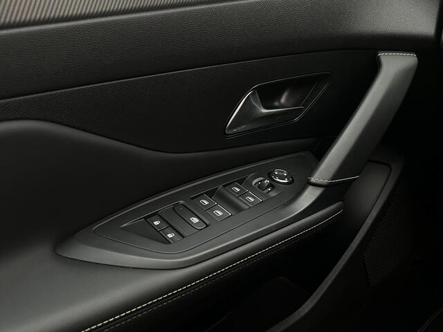 Peugeot 408 HYbrid 225 EAT8 GT | Leder | Panorma | Hifi | Zeer compleet!