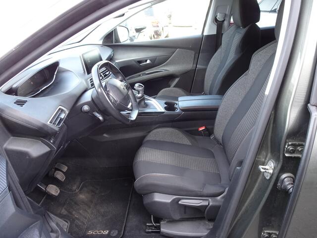 Peugeot 5008 1.2 PureTech Executive 7-Pers