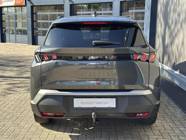 Peugeot 5008 1.2 Hybrid 145 Allure | Demo van 2025 | Afneembare Trekhaak | AGR Stoelen | Pack Vision | 360-graden Camera | Adaptieve Cruise Control | Full-LED Koplampen | 7-Persoons | Stoelverwarming | Pack Navigatie | All Season Banden.