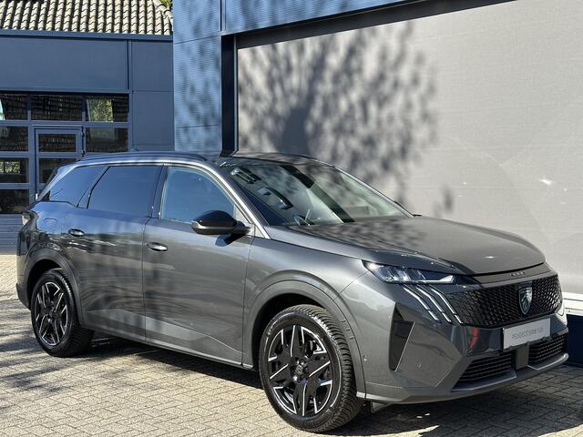 Peugeot 5008 1.2 Hybrid 145 Allure | Demo van 2025 | Afneembare Trekhaak | AGR Stoelen | Pack Vision | 360-graden Camera | Adaptieve Cruise Control | Full-LED Koplampen | 7-Persoons | Stoelverwarming | Pack Navigatie | All Season Banden.