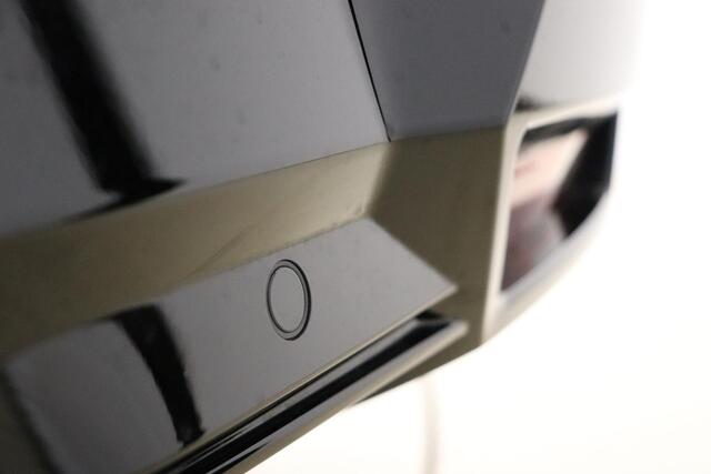 Peugeot 5008 e-5008 GT 73 kWh Navigatie | Apple Carplay/Android Auto | Stoel-, achterbank en stuurverwarming | 360° Camera | Adaptive Cruise | Elektr. achterklep | Trekhaak | Leder