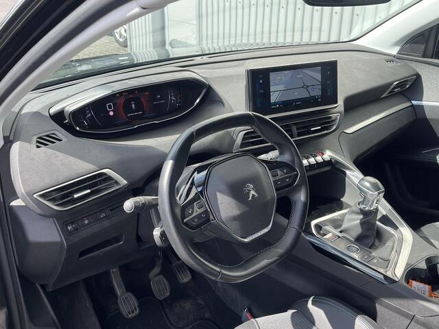 Peugeot 5008 1.2 PureTech*NAVI*CAM*HAAK*CRUISE*ECC*CARPLAY*7PER