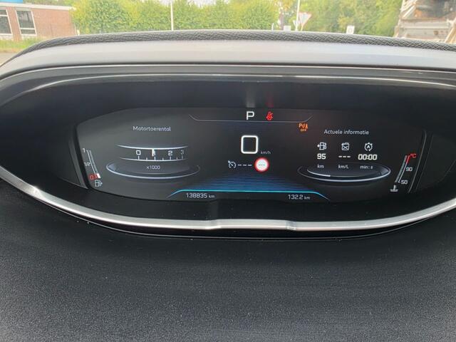 Peugeot 5008 1.2 Allure 7 persoons 360 modificatie motor