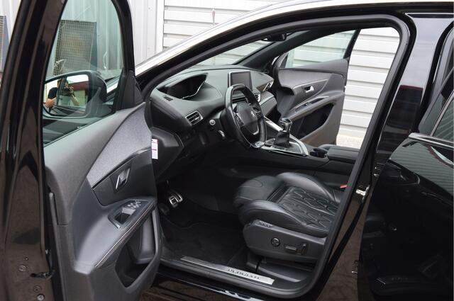 Peugeot 5008 1.2 PureTech Blue Lease GT-Line O.a: Vol Leder, Trekhaak, Panodak, Key-Less, Carplay, Stoelverw., Etc... Rijklaar! All-In prijs!