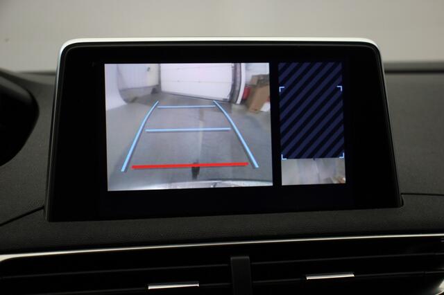 Peugeot 5008 1.2 PureTech Premium 7 Persoons - Carplay, Digital Cockpit, Half Leer, Camera