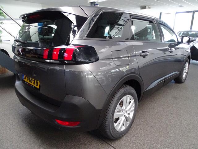 Peugeot 5008 1.2 PureTech Active Pack Business