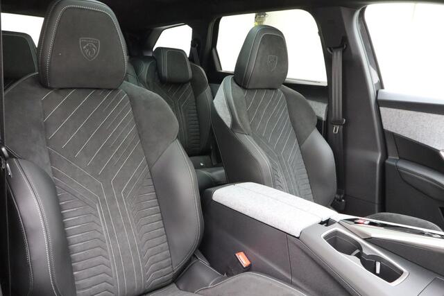 Peugeot 5008 1.2 Hybrid GT 145 PK | 8-Traps Automaat | Panoramisch schuifdak Pack | Mistral Executive Interior (GT) | 360 vision & Drive Assist Plus Pack (GT) | VOL Opties | Nieuw uit voorraad leverbaar