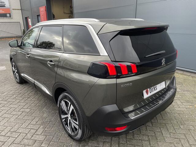 Peugeot 5008 130pk Road Trip (Elektrisch Schuifdak - Elektrische klep - Keyless Entry - Camera - Apple Carplay - Navigatie - Automatische Airco)