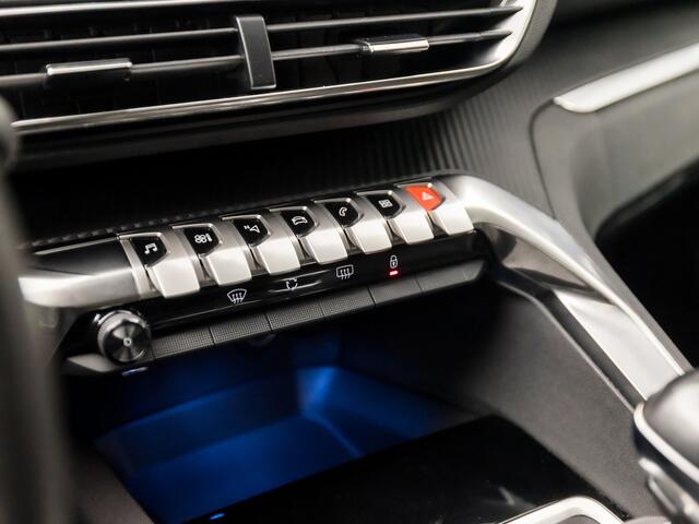 Peugeot 5008 1.2 PureTech Sport 7 Persoons (FACELIFT, APPLE CARPLAY, GROOT NAVI, 360 CAMERA, GETINT GLAS, SPORTSTOELEN, PARELMOER, TREKHAAK, KEYLESS, NIEUWE APK, NIEUWSTAAT)