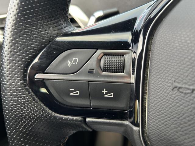 Peugeot 5008 1.2 PureTech GT-Line 7p // FULL LED // NAVI + CARPLAY // PANO/SCHUIFKANTELDAK // CAMERA // PDC V+A