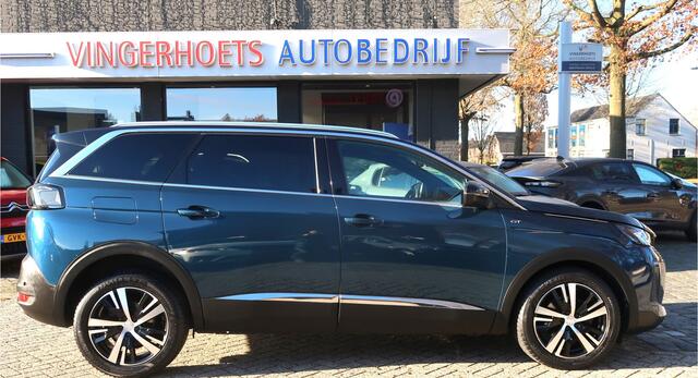 Peugeot 5008 130 Pk * Dikke GT * 7-Persoons * Super Luxe * Navigatie * Alcantara / Lederen Bekleding * Dodehoekbewakingsysteem * Achteruitrij Camera * Elektrisch bed. Achterklep * Adaptive Cruise & Climate Control * DAB Radio * Vingerhoets; Vierde Generatie Eerstekla