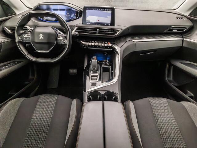 Peugeot 5008 1.2 PureTech Sport 7 Persoons Automaat (APPLE CARPLAY, GROOT NAVI, STOELVERWARMING, KEYLESS, GETINT GLAS, SPORTSTOELEN, LANE ASSIST, CRUISE, DAB+, NIEUWSTAAT)