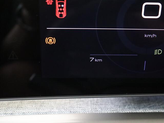 Peugeot 5008 1.2 Hybrid 136 Allure 360 CAMERA | NAVIGATIE | 7 ZITPLAATSEN!