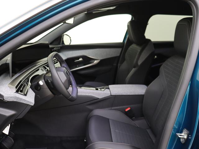 Peugeot 5008 1.2 Hybrid 136 Allure 360 CAMERA | NAVIGATIE | 7 ZITPLAATSEN!