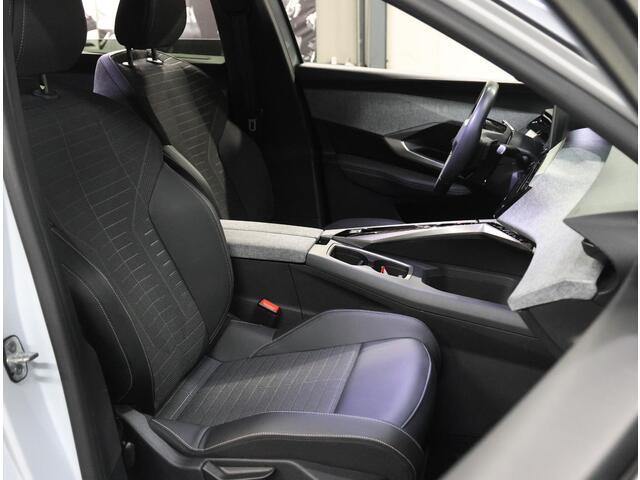 Peugeot 5008 e-5008 Allure Avantage 73 kWh 210PK | 1ste eigenaar | ACCURAPPORT | AUTOMAAT | AppleCarPlay/AndroidAuto | Adaptive Cruise Control | 360'Camera | Navigatie | Virt.Cockpit | Keyless | Isofix | Privacy Glass | Parkeersensoren |