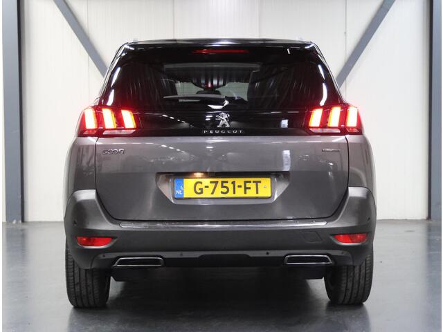 Peugeot 5008 130PK HDI GT-Line | AppleCarPlay/AndroidAuto | Cruise Control | Climate Control | Camera | Schuifkanteldak | 7 PERSOONS! | Navigatie | Isofix | Parkeersensoren | FULL LED | Two-Tone |