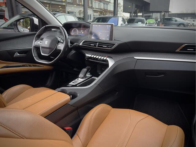 Peugeot 5008 1.2 AUT8 ALLURE 131PK 7PERS PANODAK LEDER NAVI CAMERA APPLE-CARPLAY LED LMV PDC