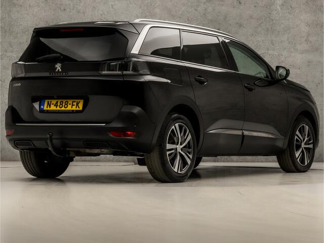 Peugeot 5008 1.2 PureTech Allure Sport 7 Persoons Automaat (FACELIFT, APPLE CARPLAY, GROOT NAVI, LEDER, 360 CAMERA, KEYLESS, SPORTSTOELEN, ELEK ACHTERKLEP, GETINT GLAS, LED KOPLAMPEN, TREKHAAK, NIEUWE APK, NIEUWSTAAT)