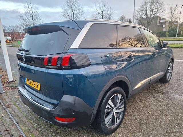 Peugeot 5008 1.2 PureTech Allure Pack