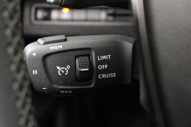 Peugeot 5008 1.2 PureTech Allure |Camera|Navi|