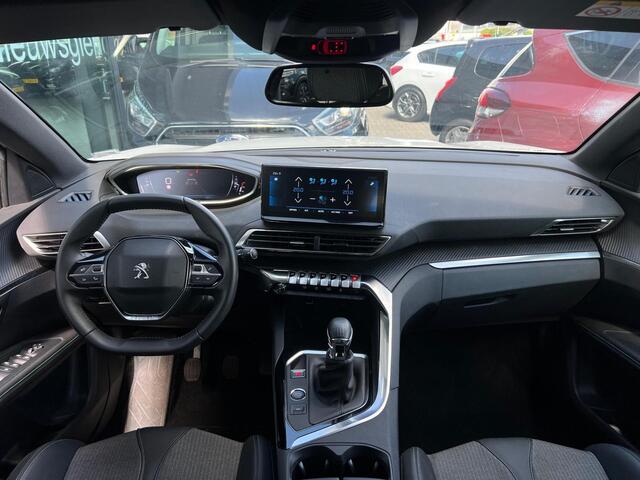 Peugeot 5008 1.2 PureTech Allure 7-PERSOONS | NAVI | 1/2 LEDER