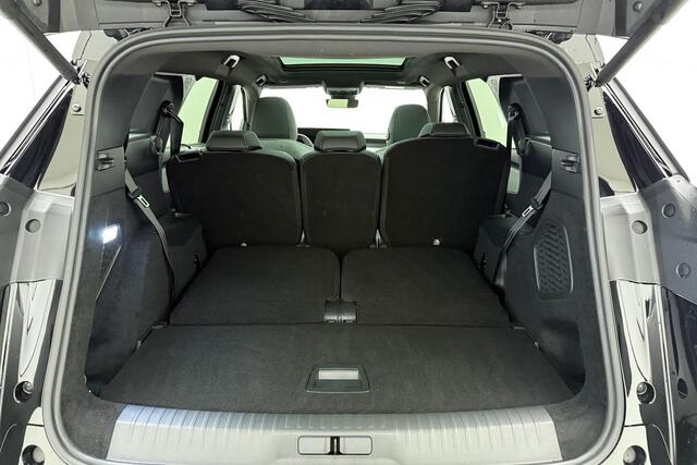 Peugeot 5008 e-5008 GT Avantage 73 kWh 100% Elektrisch | Panoramisch schuifdak Pack | 360 vision & Drive Assist Plus Pack (GT) | Warmtepomp | Mistral Executive Interior (GT) | Demo